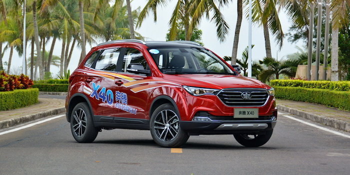 10万买自动挡SUV 奔腾X40/瑞虎3哪个好？