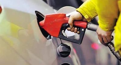 92号汽油下调0.2元/升 加一箱油省10元