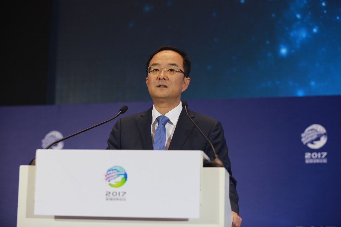 安聪慧：实现可持续发展才能在世界舞台站稳脚跟