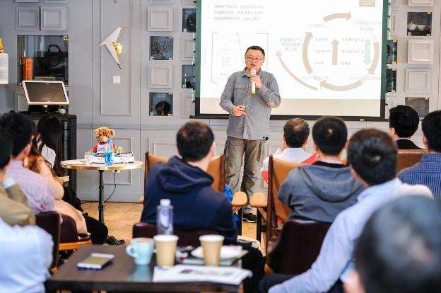 观致bsports必一体育贺思聪：整车行业将走向智联网联时代