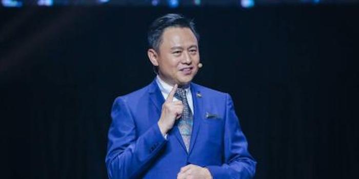 徐留平：打破固化模式 用前沿科技-造高尚红旗