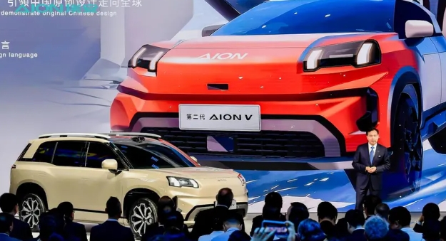 第二代AION V北京车展全球首发，打造全球新经典