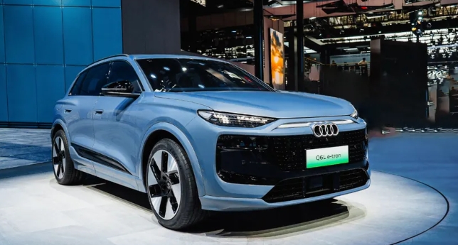 全新奥迪Q6L e-tron亮相北京车展，一汽奥迪电动化启新篇
