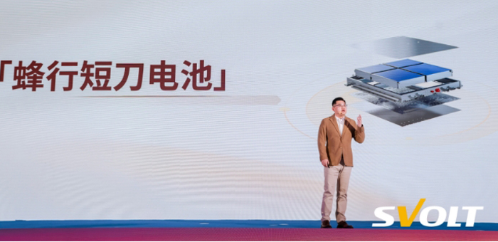 蜂巢能源“进窄门”，发布多款新品类破解行业内卷